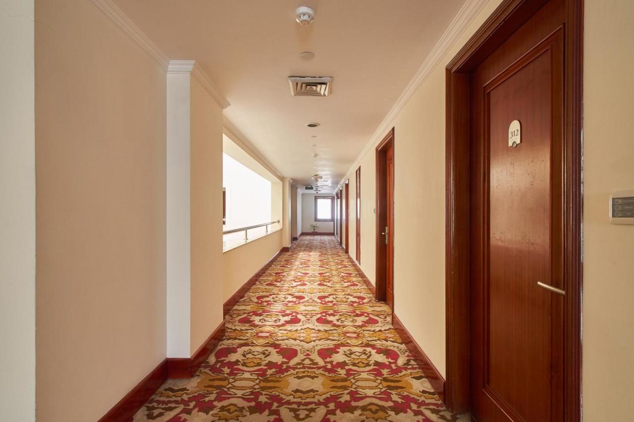 Royal Sarovar Portico Shiliguri Exterior foto
