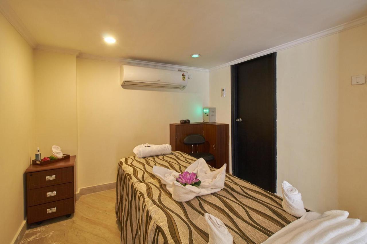 Royal Sarovar Portico Shiliguri Exterior foto